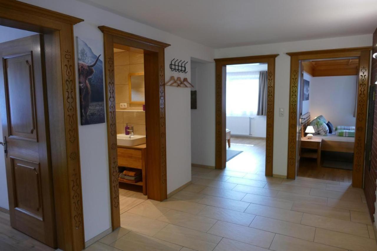 Alpenbauernhaus Konzett Schruns Zimmer foto
